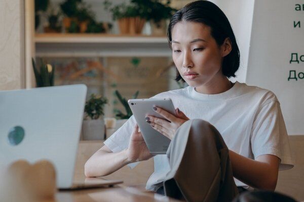 Quem insiste em software que não abre de tablet está atrasando sua locadora