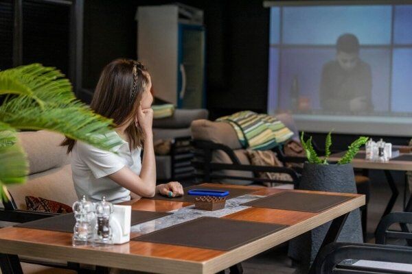 Comparativo estratégico de software para locadora de tenda