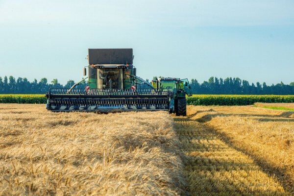 Guia estratégico: dominar software gestão locação de equipamentos agrícolas