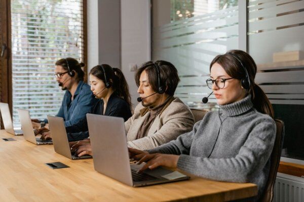 Sistema de Locação de Notebooks: Guia Técnico para Locadoras Sistema de Locação de Notebooks: Guia Técnico para Locadoras